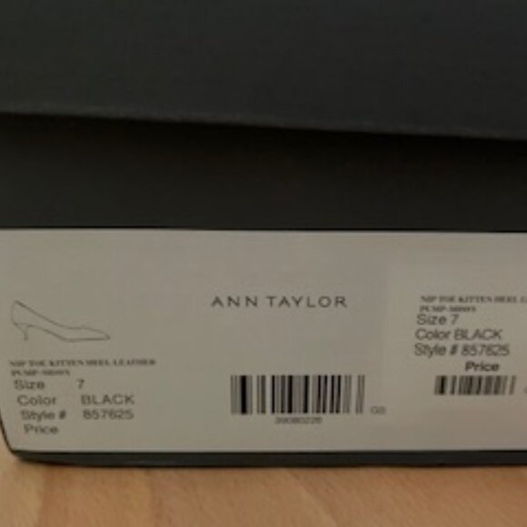 Ann Taylor Leather Nip Toe Kitten Heel Pump in Black 7M NIB - Picture 10 of 10